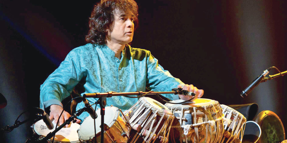 Great Indian Musical Legend - Zakir Hussain Plays Tabla In A Concert.